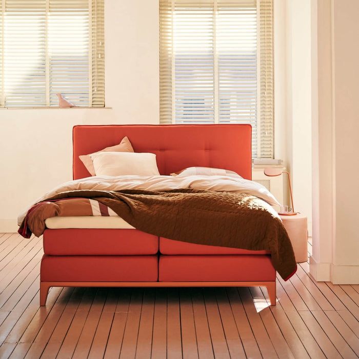 Boxspringbett Criade mit Kopfteil Cushion Coral Red