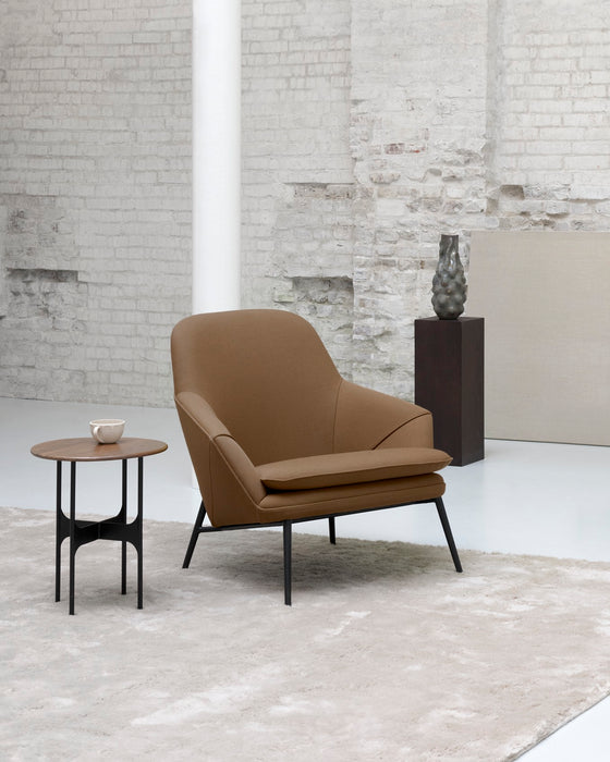 Hug Lounge Chair