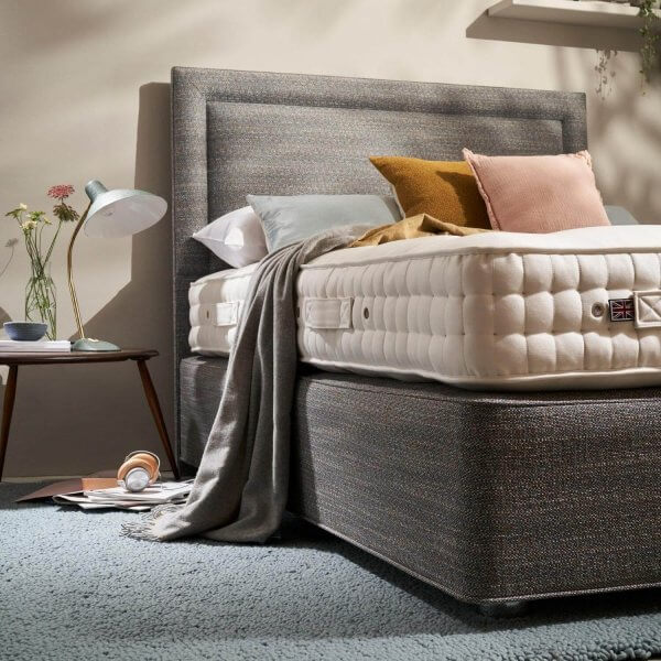 Boxspringbett Baronet Superb mit Kopfteil Helios